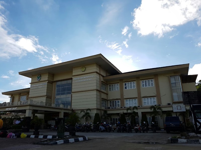 Kampus S 1 PIN yang ada di Kota Samarinda