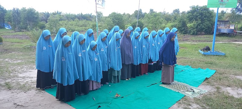 Pondok Modern Alam Qur'an yang ada di Kota Dumai