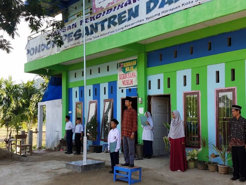 Pondok Pesantren Darut Thalib yang ada di Kota Solok