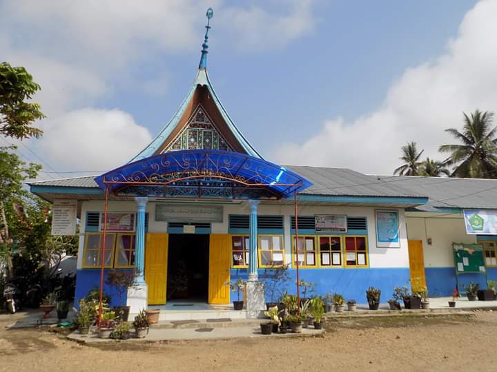 Pondok Pesantren / MTs Syekh Ibrahim Harun yang ada di Kota Payakumbuh