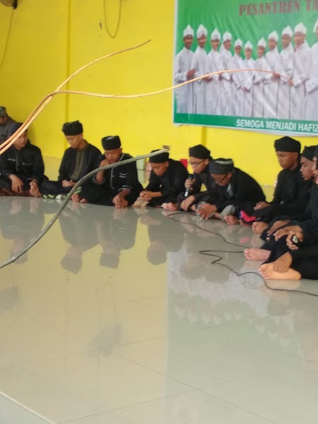 Pondok Pesantren Tahfizh Al-qur'an Darul Qolam yang ada di Kota Binjai