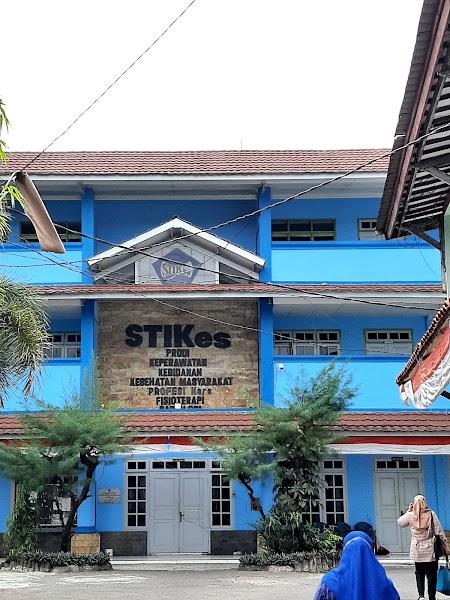 Sekolah Tinggi Ilmu Kesehatan Cirebon yang ada di Kota Cirebon
