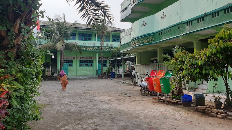 Yayasan Pondok Pesantren Roudhoh Al Aitam yang ada di Kota Jakarta Utara