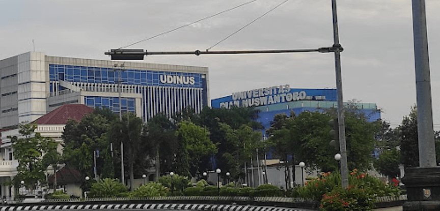 Tentang Universitas Dian Nuswantoro