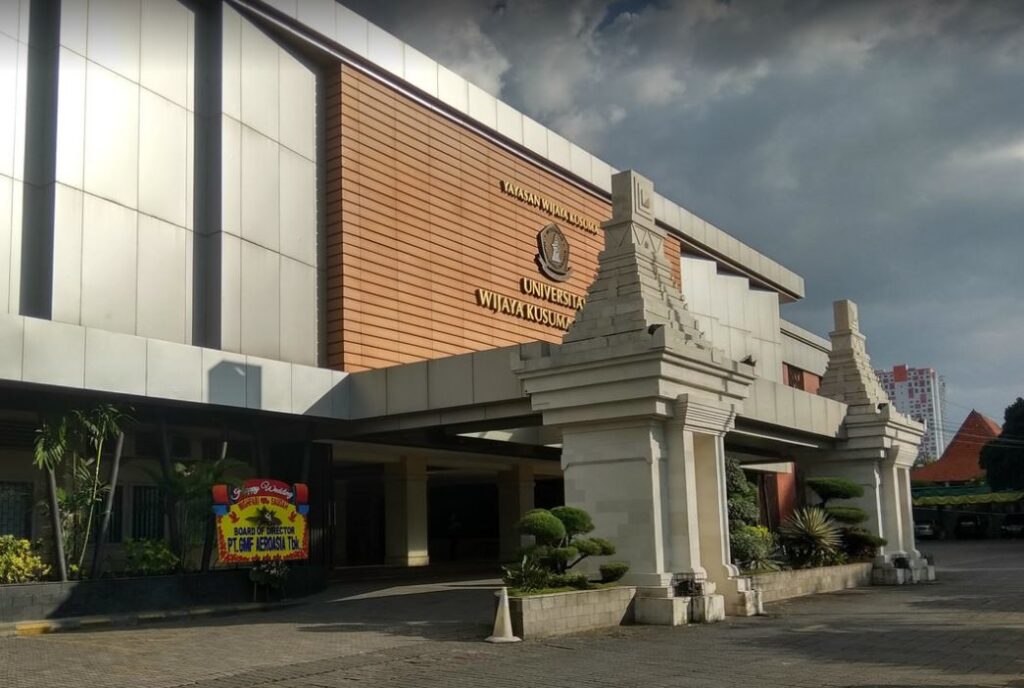 Pendaftaran PMB Universitas Wijaya Kusuma Surabaya - Data Pendidikan
