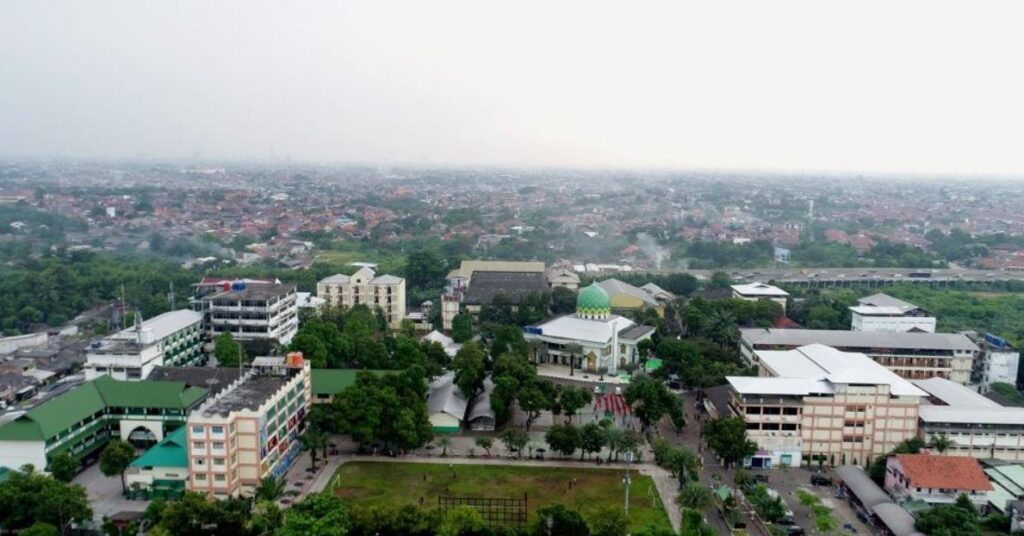 Tentang pondok pesantren Darunnajah Jakarta