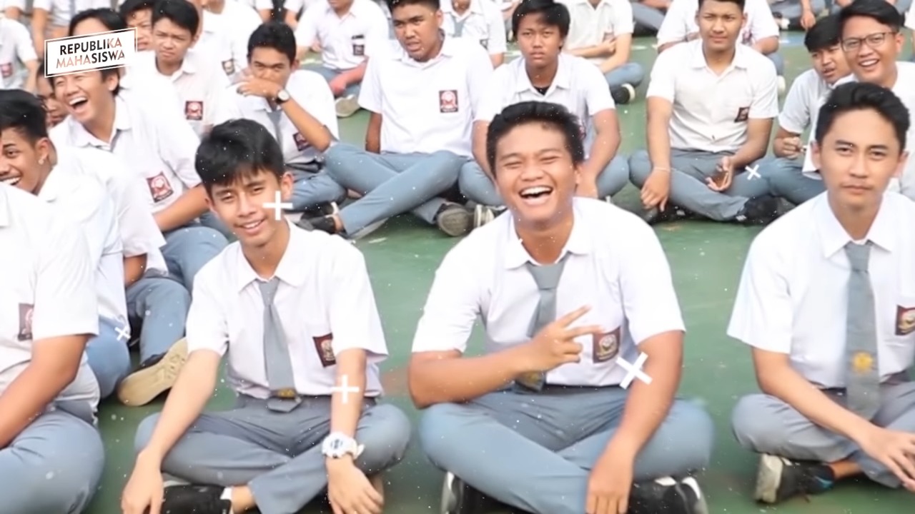 sma terbaik di surabaya 2