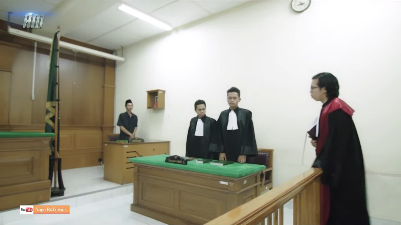 universitas hukum terbaik di indonesia 3